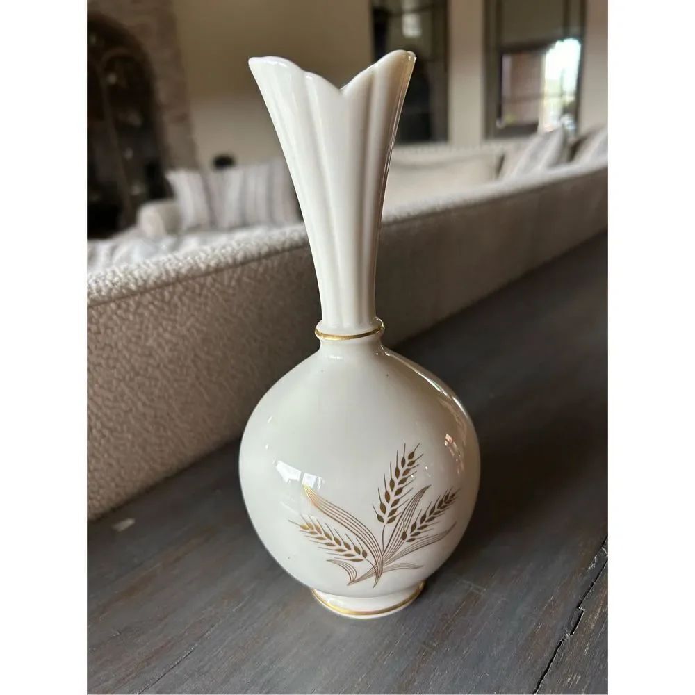 LENOX Bulb Vase